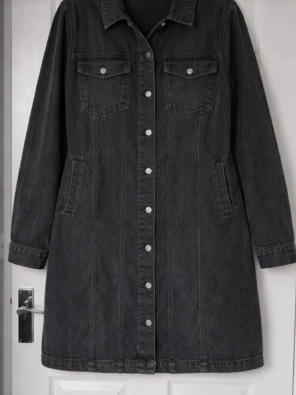 Boohoo Black Long Denim Button-Front Jacket Dress